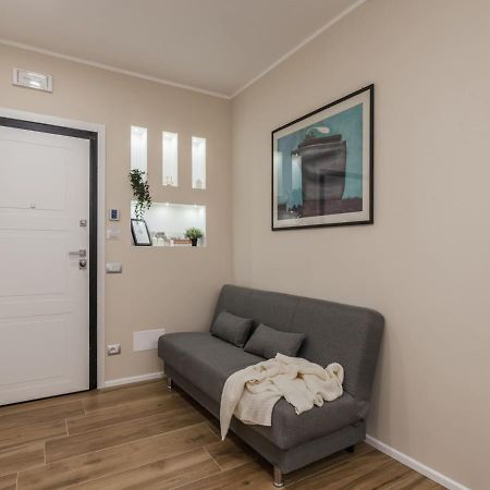 The Best Rent - Modern Three-Bedroom Apartment A Few Steps From The Colosseum Roma Exterior foto