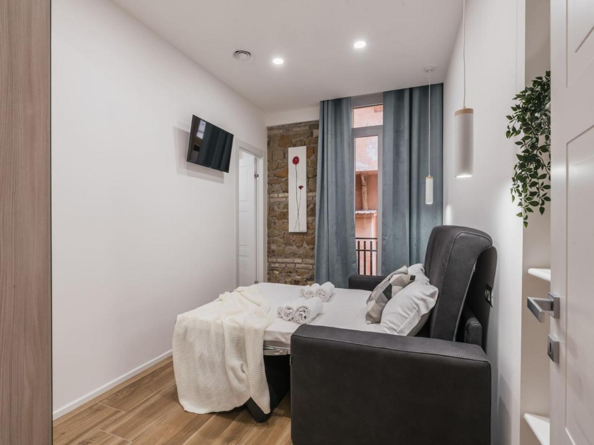 The Best Rent - Modern Three-Bedroom Apartment A Few Steps From The Colosseum Roma Exterior foto